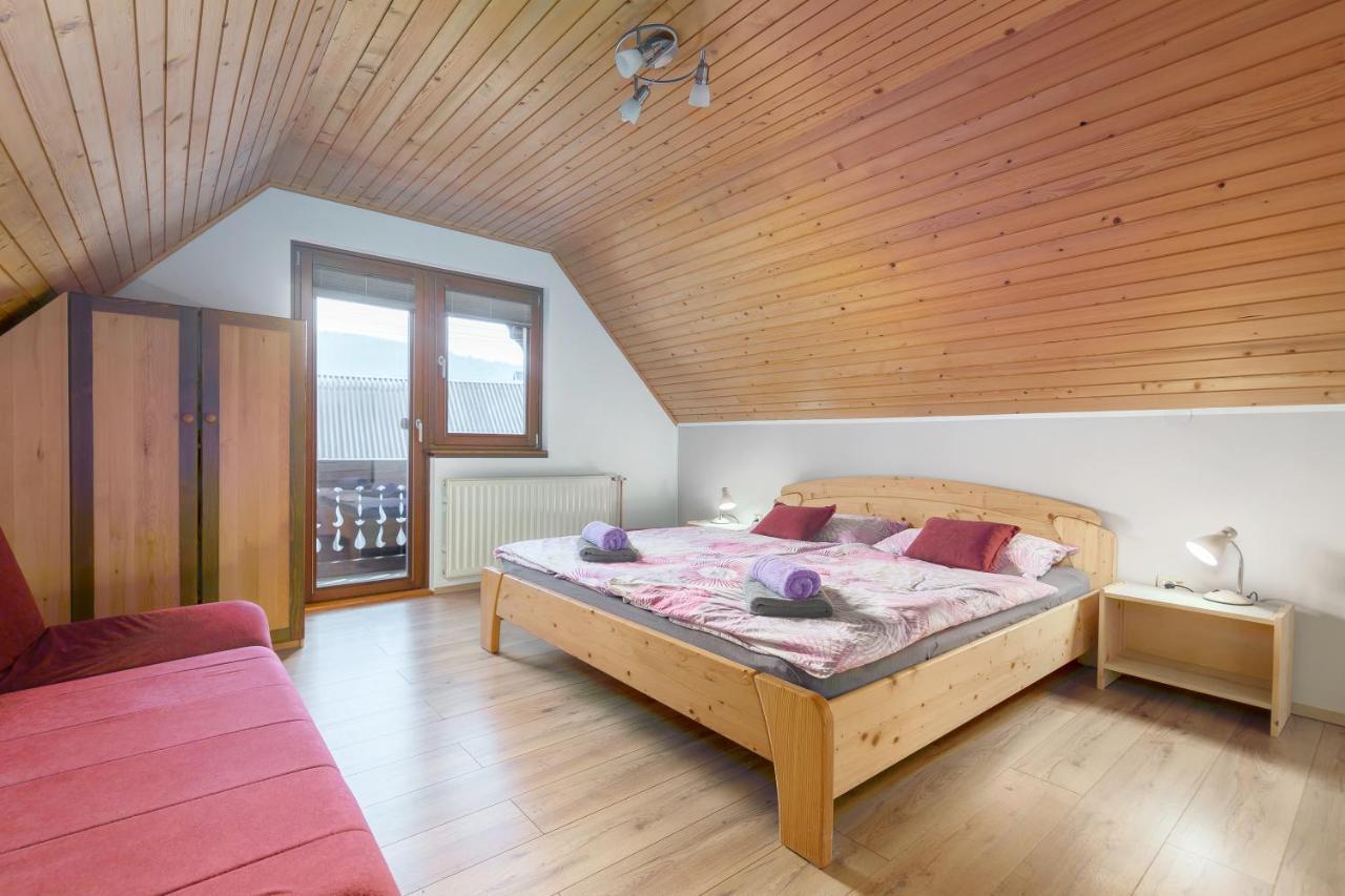 Apartments Katja ボーヒニ エクステリア 写真