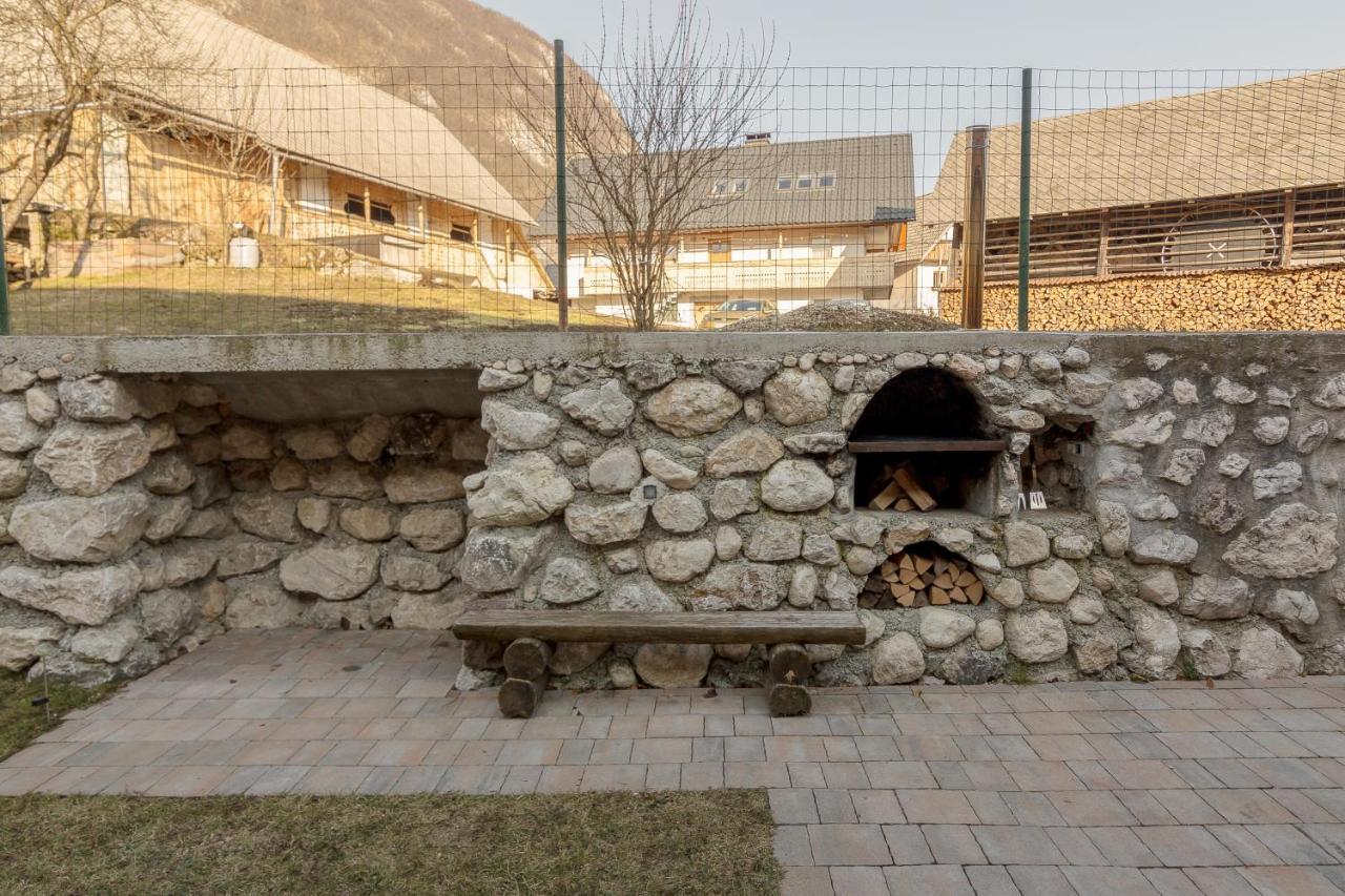 Apartments Katja ボーヒニ エクステリア 写真