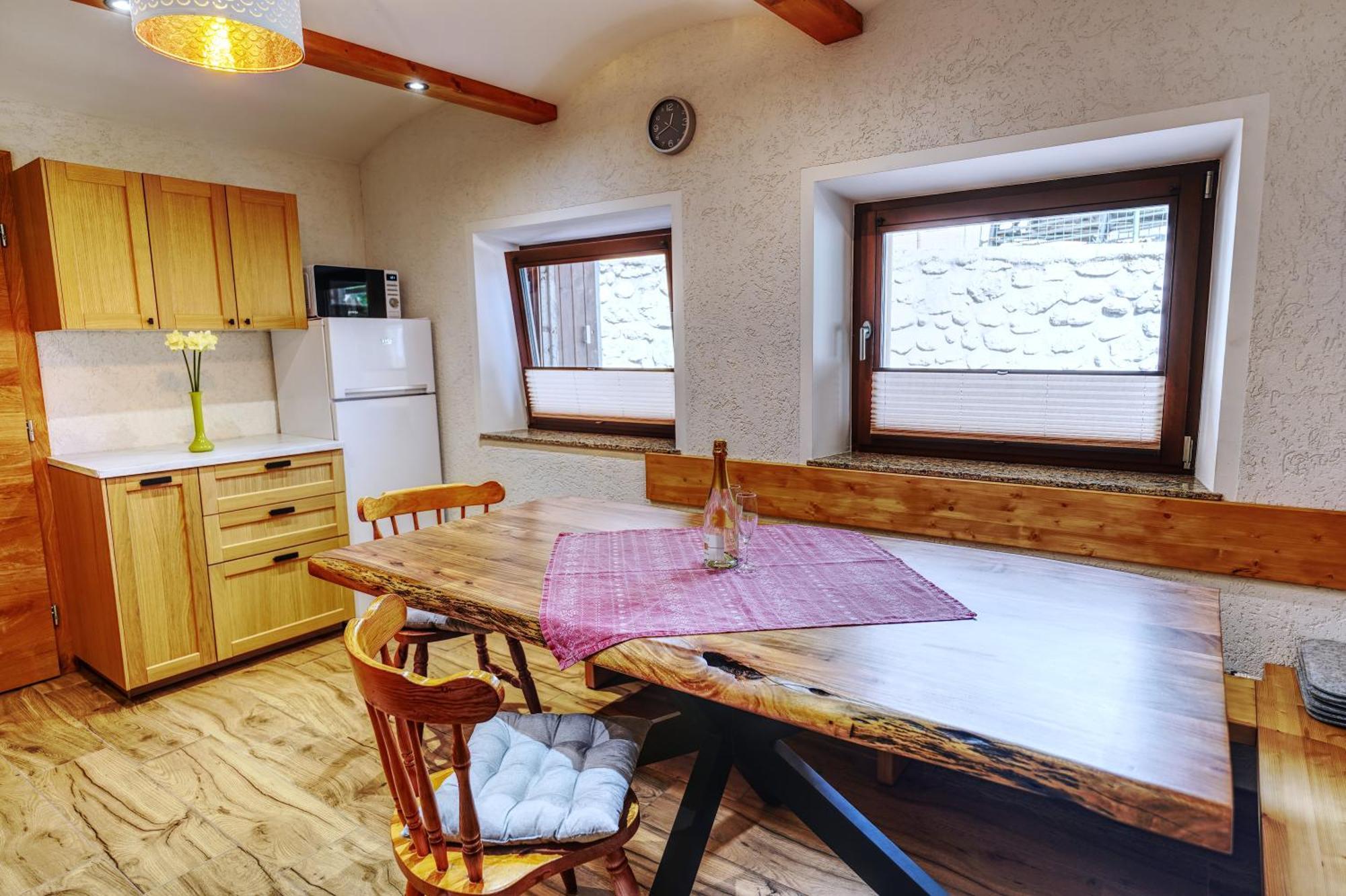 Apartments Katja ボーヒニ エクステリア 写真
